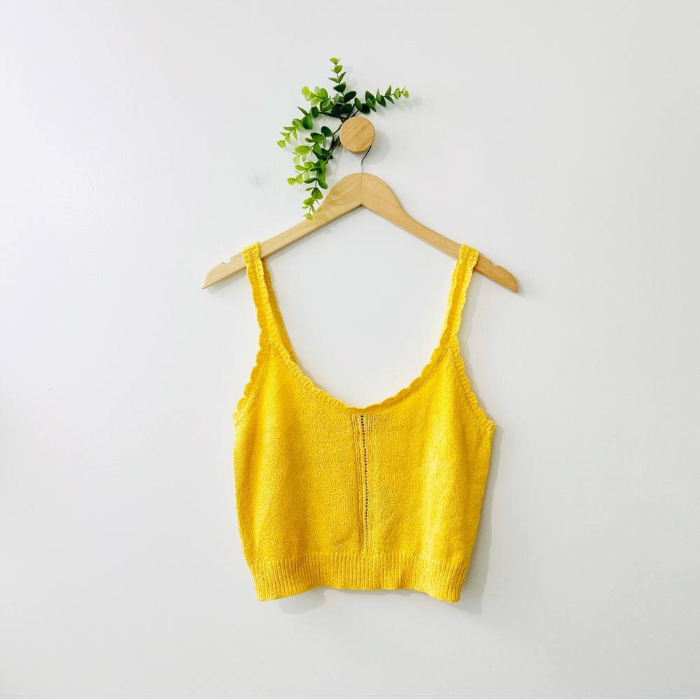 Lulus NWT Yellow Knit Scalloped Cropped Cami